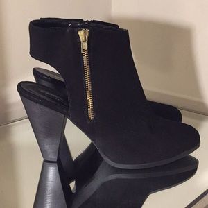 Kurt Geiger Boots